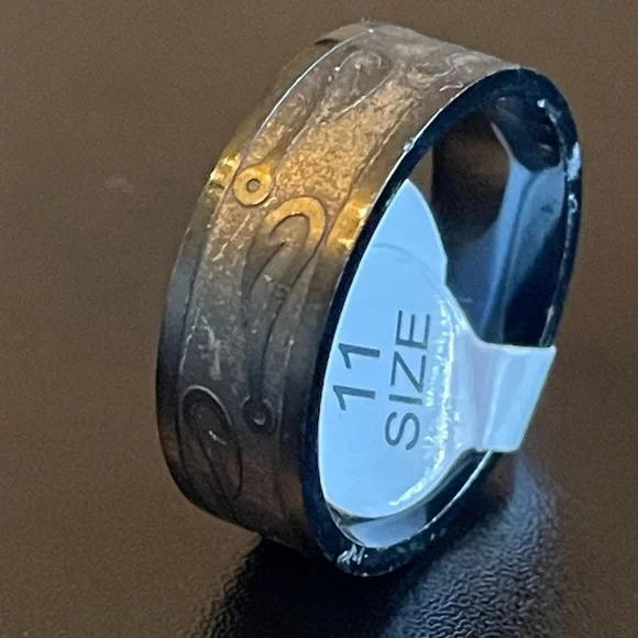 8mm black fish hooks ring size 11 - Picture 3 of 10